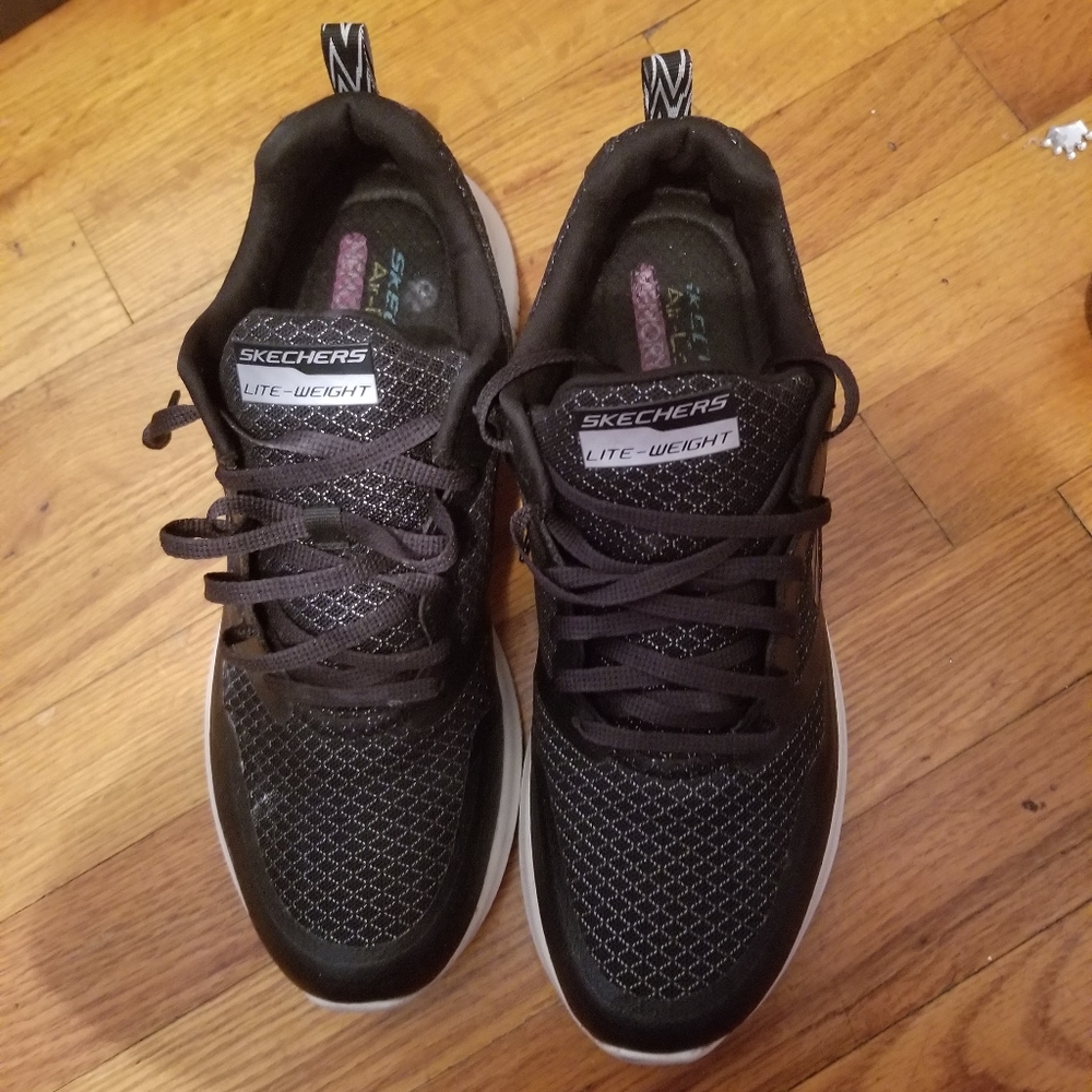 SKECHERS LITE-WEIGHT 